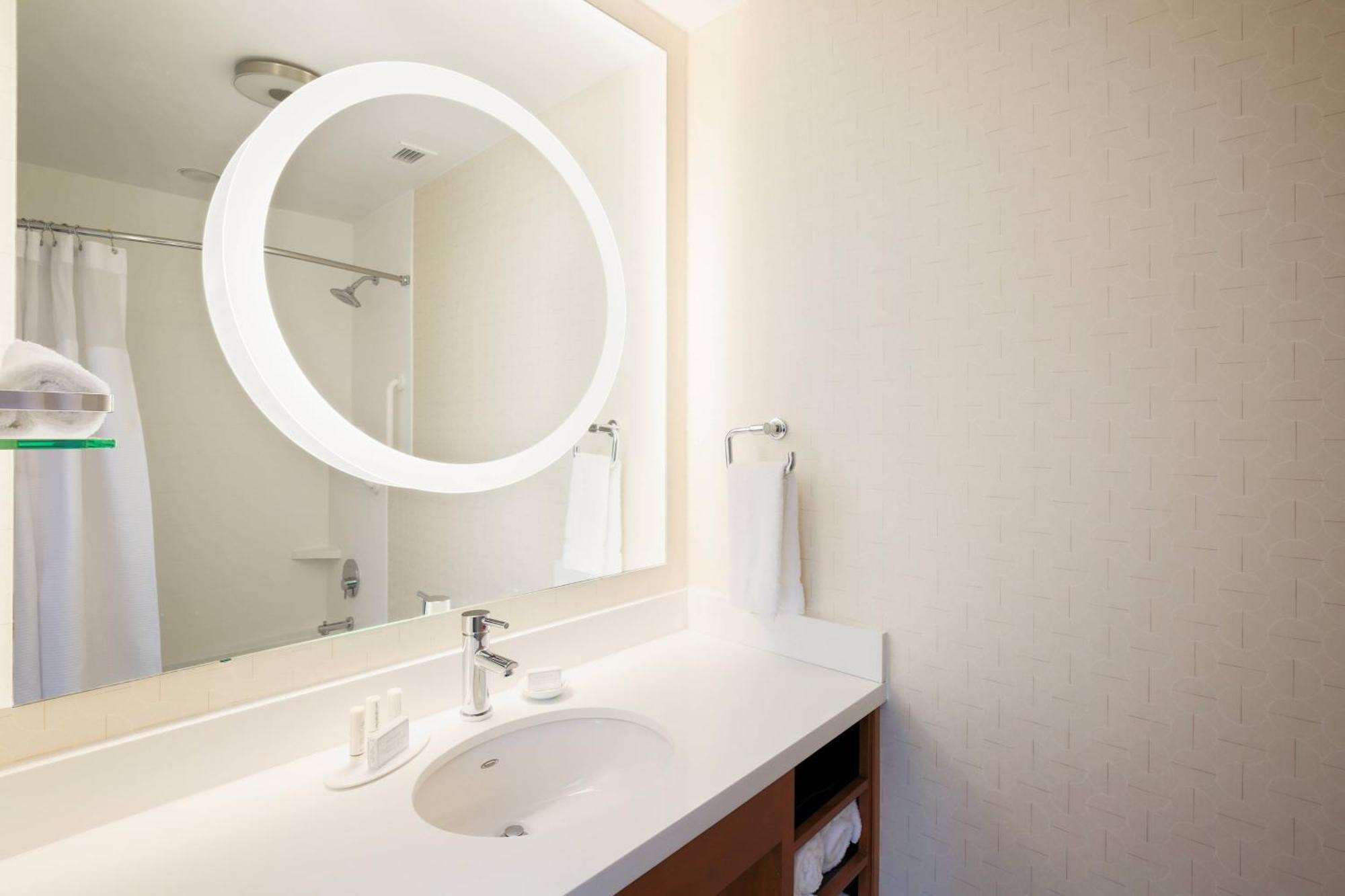 Springhill Suites By Marriott San Jose Airport מראה חיצוני תמונה